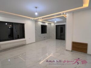 شقق فاخرة ارضي 226م+80م ترس ويوجد اخير+روف 200م+ترس60م حي المنصور ت 0792395756